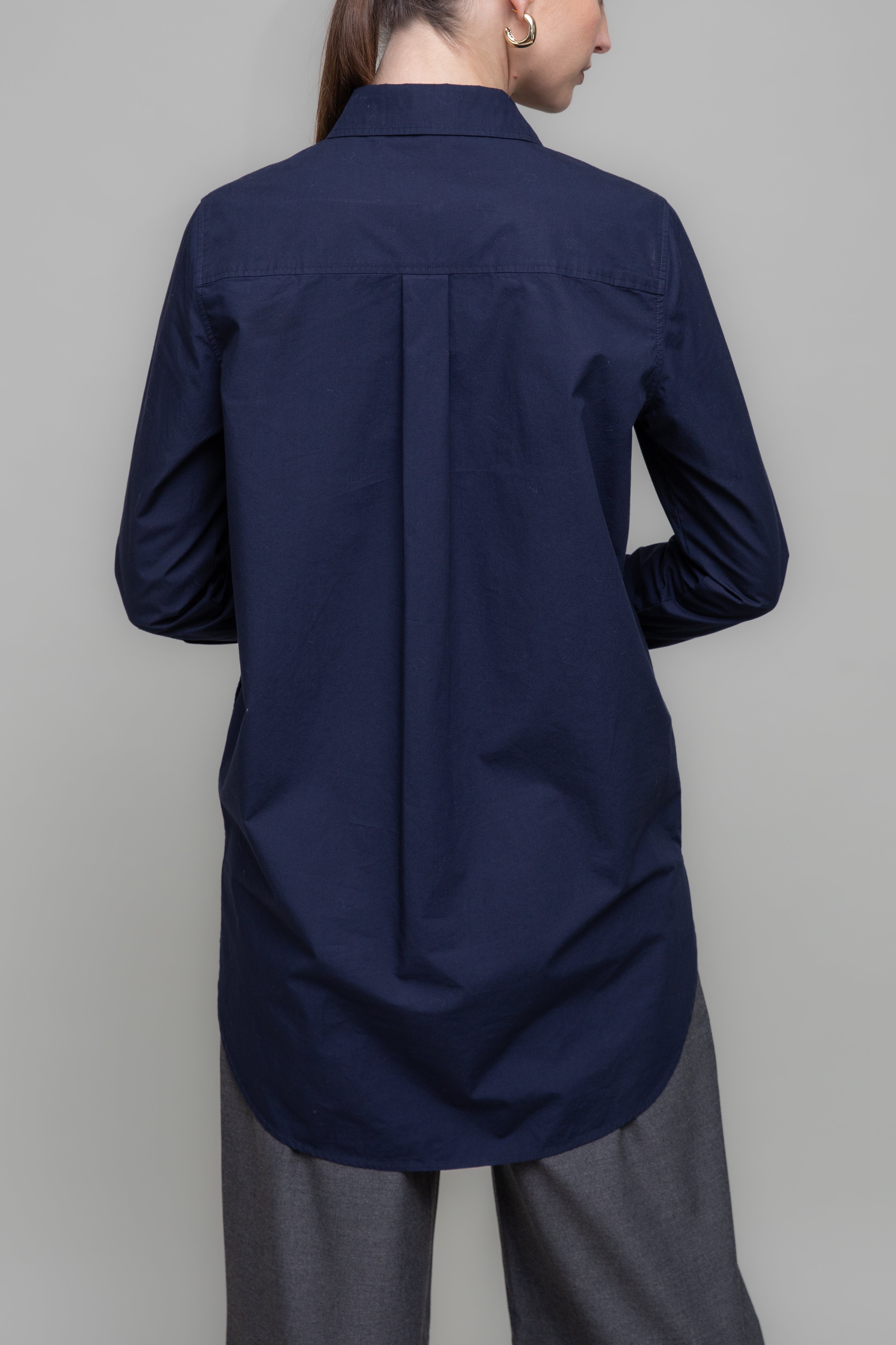 Classic long navy shirt